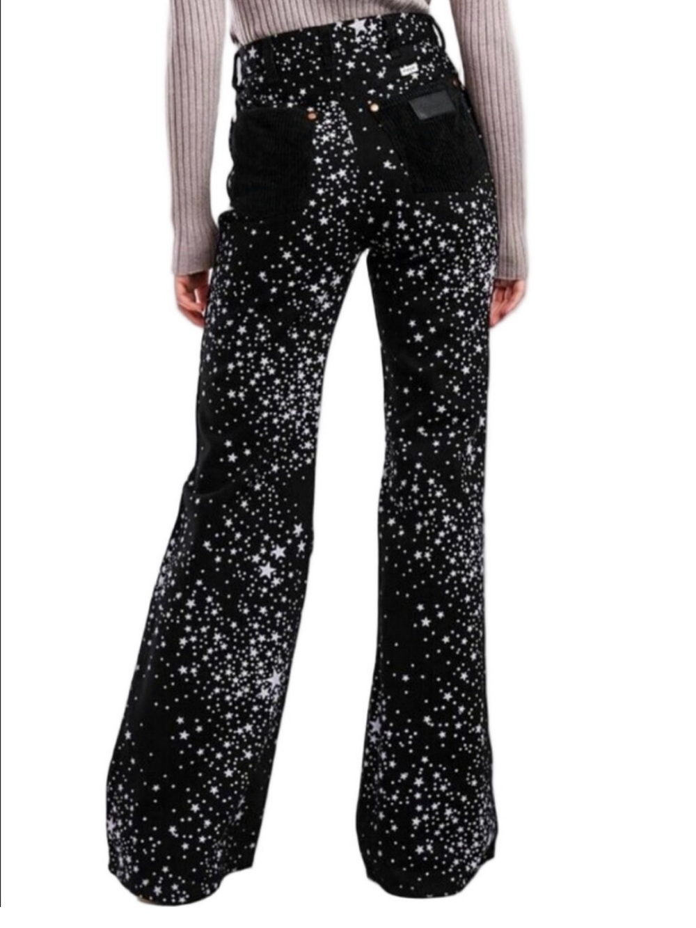 ⭐ WRANGLER "WANDERER" BLACK FLARE WIDE HIGH RISE JEANS WITH WHITE STARS⭐ - Picture 7 of 10